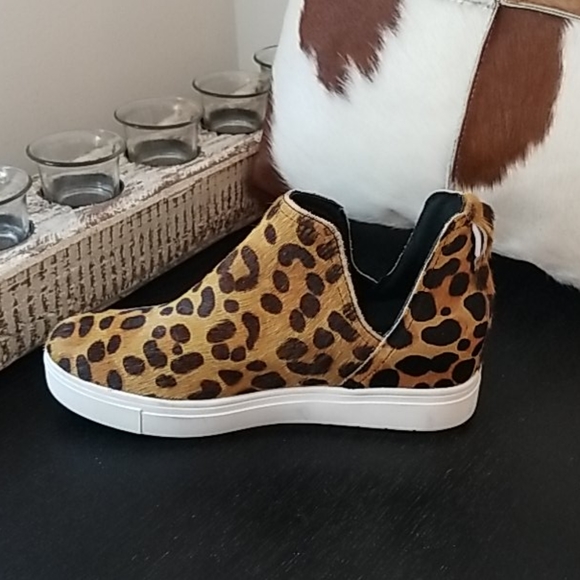 Steve Maden Leopard Fur Platform Shoes - Picture 9 of 16